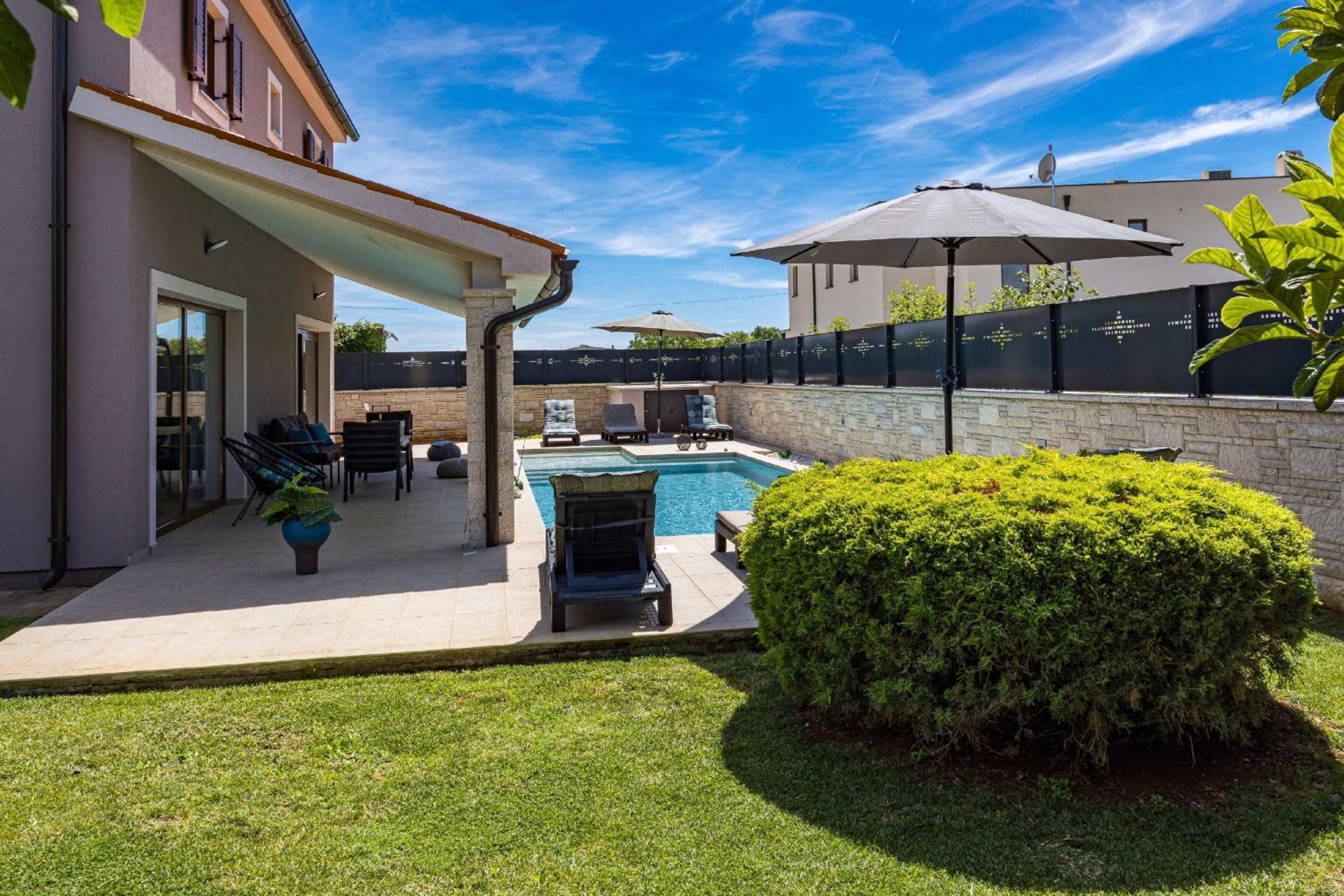 Villa Roma Near Pula For 6 People With Private Pool Jadreški エクステリア 写真