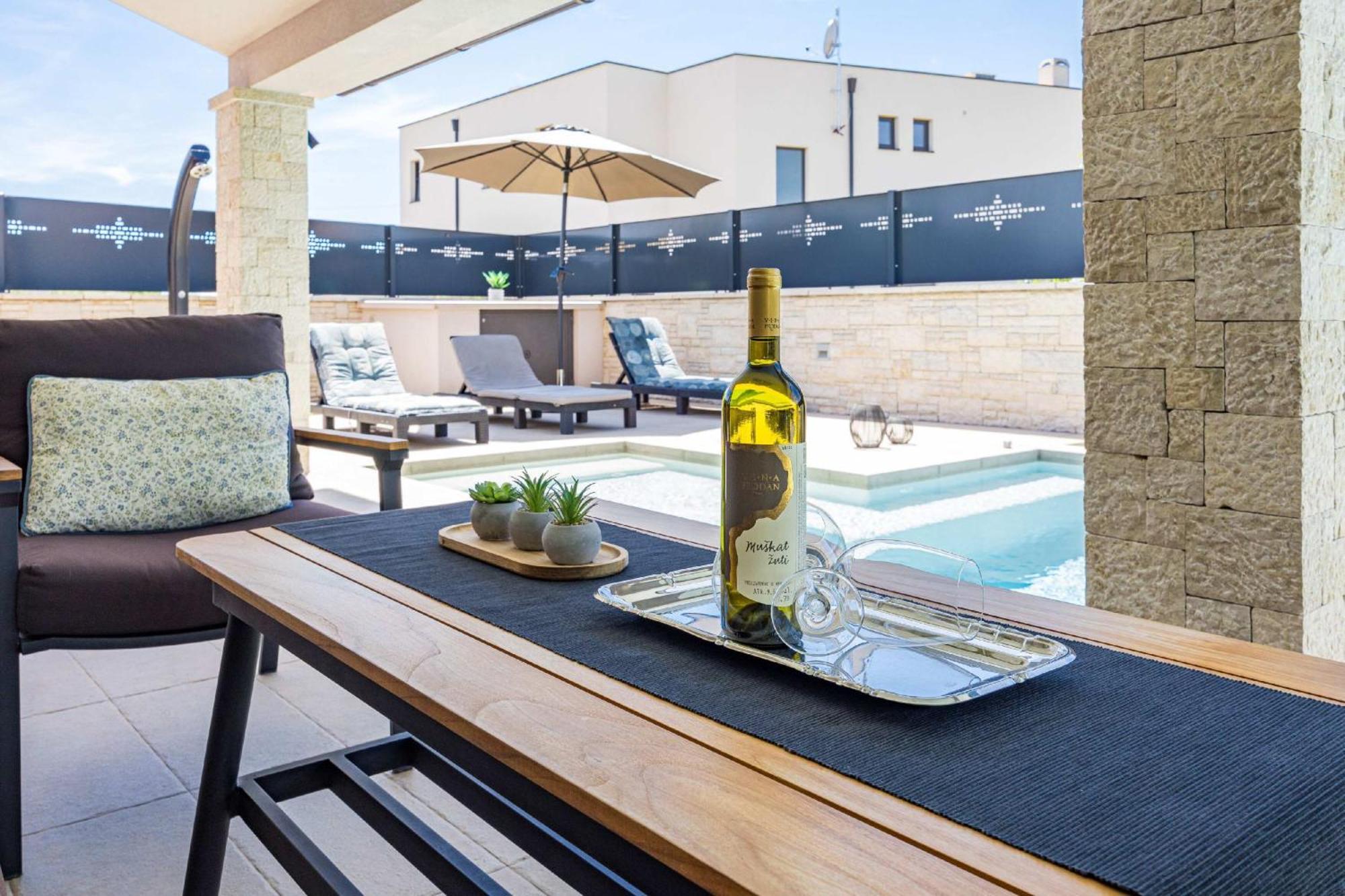 Villa Roma Near Pula For 6 People With Private Pool Jadreški エクステリア 写真